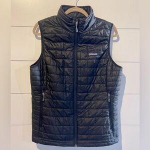 Patagonia Women's Black Quilted Vest